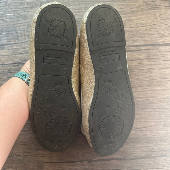 *NINA* Sparkly Gold Bow Ballet Flats Size 5 - Picture 6 of 7